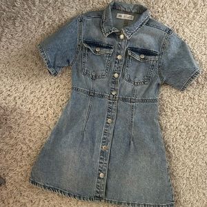 Zara Jean Dress! Size 7